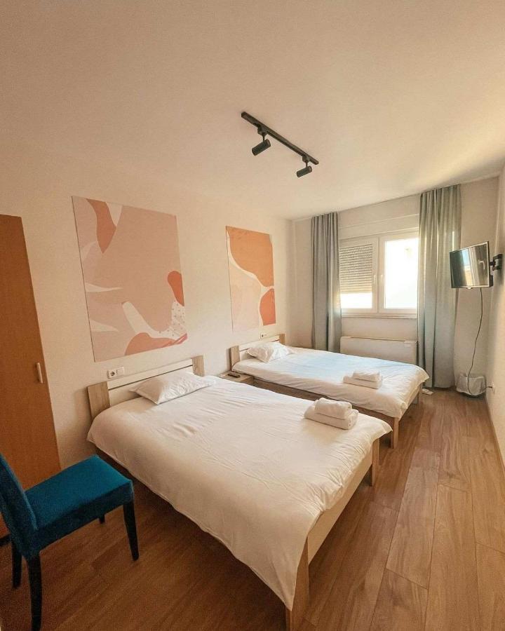 Mint Hotel 普里兹伦 外观 照片