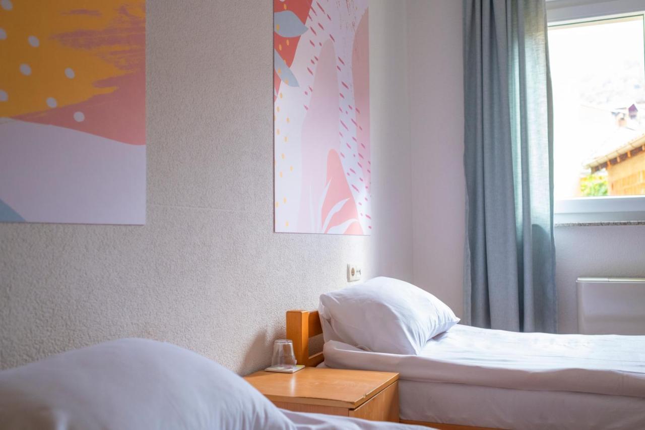 Mint Hotel 普里兹伦 外观 照片